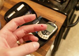 Blood testing for glucose - quick diagnosis of diabetes mellitus
