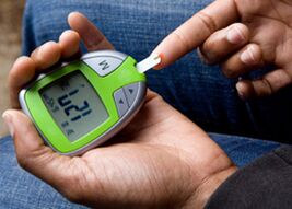 Glucometer to control the glucose mirror in the blood in diabetes mellitus